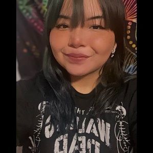 Meet your Posher, Raeanna